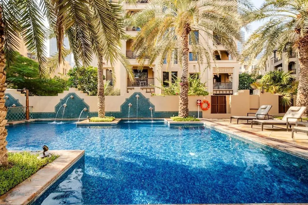 Apartment Reehan 7 Downtown Burj Khalifa Boulevard Dubai United Arab Emirates
